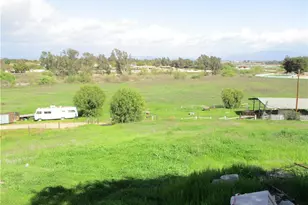 25070 Hayes Ave, Murrieta, CA 92562 - Photo 3