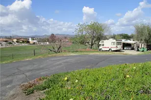 25070 Hayes Ave, Murrieta, CA 92562 - Photo 13