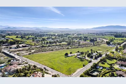 25070 Hayes Avenue, Murrieta, CA 92562 - Photo 5