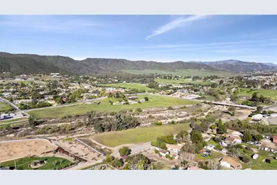 25070 Hayes Avenue, Murrieta, CA 92562 - Photo 11