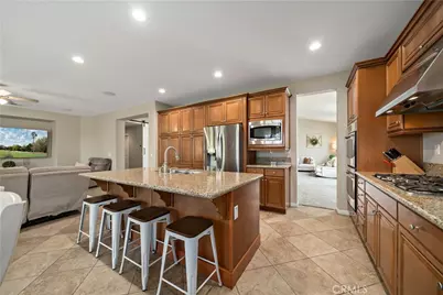 30873 Bald Eagle Street, Murrieta, CA 92563 - Photo 21