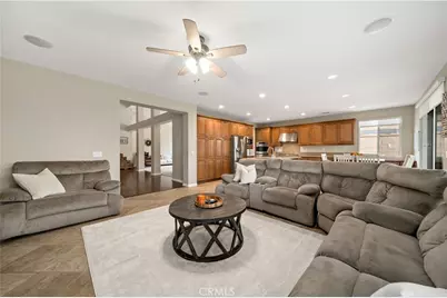 30873 Bald Eagle Street, Murrieta, CA 92563 - Photo 15