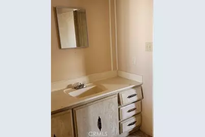 710 S Lyon Avenue, Hemet, CA 92543 - Photo 5