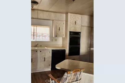 710 S Lyon Avenue, Hemet, CA 92543 - Photo 9