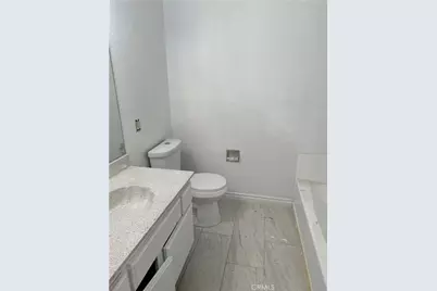 2455 West Acacia Avenue, Hemet, CA 92545 - Photo 17