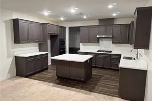 28582 Buttercup Way, Moreno Valley, CA 92555 - Photo 9