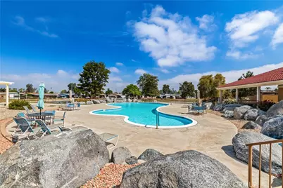 1300 W Menlo Avenue #215, Hemet, CA 92543 - Photo 35