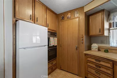 1300 W Menlo Avenue #215, Hemet, CA 92543 - Photo 9