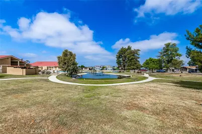 1300 W Menlo Avenue #215, Hemet, CA 92543 - Photo 41