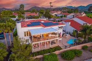 30525 Greenbrook Pl, Canyon Lake, CA 92587 - Photo 3