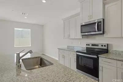 818 Longhorn Drive, San Jacinto, CA 92582 - Photo 7