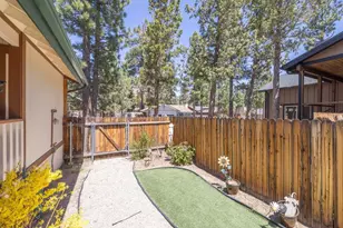 320 Eider Dr, Big Bear City, CA 92314 - Photo 37