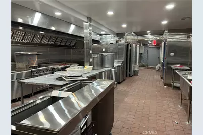 2020 E Florida Avenue, Hemet, CA 92544 - Photo 11