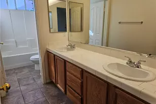 33429 Barrington Dr, Temecula, CA 92592 - Photo 17