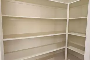 33429 Barrington Dr, Temecula, CA 92592 - Photo 5