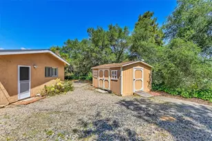 40057 S Shore Rd, Fallbrook, CA 92028 - Photo 31