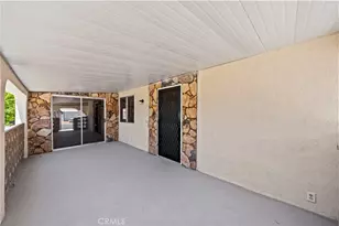 560 Santa Clara Cir, Hemet, CA 92543 - Photo 5