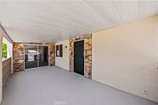 560 Santa Clara Cir, Hemet, CA 92543 - Photo 3