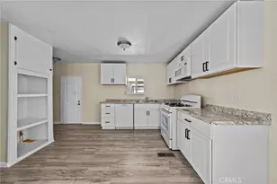 560 Santa Clara Cir, Hemet, CA 92543 - Photo 9
