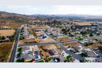 22285 Crown Princess Court, Nuevo, CA 92567 - Photo 5