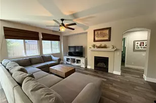 31251 Strawberry Tree Ln, Temecula, CA 92592 - Photo 13