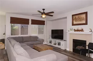 31251 Strawberry Tree Ln, Temecula, CA 92592 - Photo 15