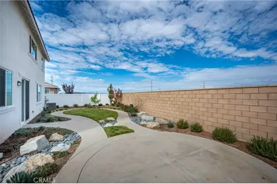 30020 Pomo Canyon Court, Menifee, CA 92585 - Photo 15