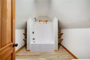 814 Glen View Ln, Twin Peaks, CA 92391 - Photo 23