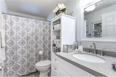 38124 Calle Amigable, Murrieta, CA 92563 - Photo 13