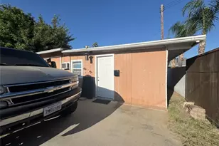 9167 Citrus Ave, Fontana, CA 92335 - Photo 21