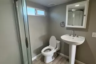 9167 Citrus Ave, Fontana, CA 92335 - Photo 25