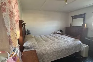 9167 Citrus Ave, Fontana, CA 92335 - Photo 17