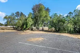 33075 Grand Ave, Winchester, CA 92596 - Photo 31