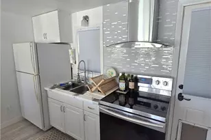 22725 Skylink Dr, Canyon Lake, CA 92587 - Photo 9