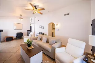 31593 Calle Los Padres, Temecula, CA 92592 - Photo 9