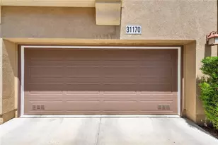 31170 Strawberry Tree Ln, Temecula, CA 92592 - Photo 29