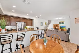 31170 Strawberry Tree Ln, Temecula, CA 92592 - Photo 3