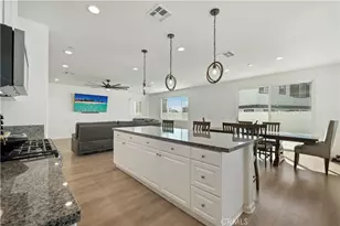 36300 Firelight Cir, Wildomar, CA 92595 - Photo 7