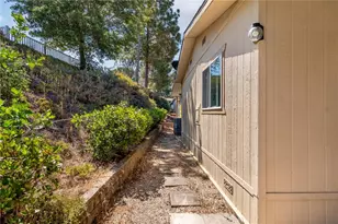 8975 Lawrence Welk, Escondido, CA 92026 - Photo 25