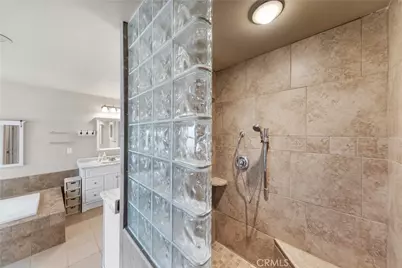 24450 Malaga Road, Menifee, CA 92585 - Photo 7