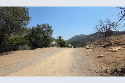 3027 Rainbow Valley Boulevard, Fallbrook, CA 92028 - Photo 5