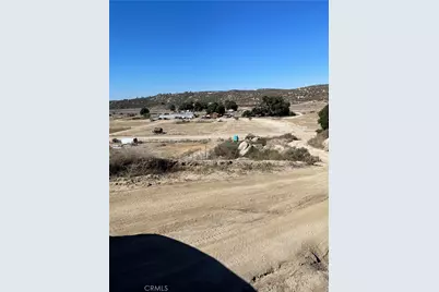 1718 Milpas Road, Hemet, CA 92544 - Photo 3