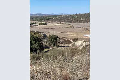 1718 Milpas Road, Hemet, CA 92544 - Photo 9