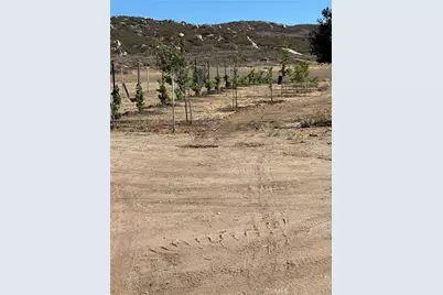 44845 Benton Road, Hemet, CA 92544 - Photo 23