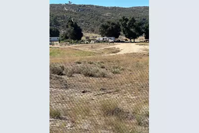 44845 Benton Road, Hemet, CA 92544 - Photo 41