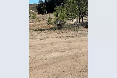 44845 Benton Road, Hemet, CA 92544 - Photo 15