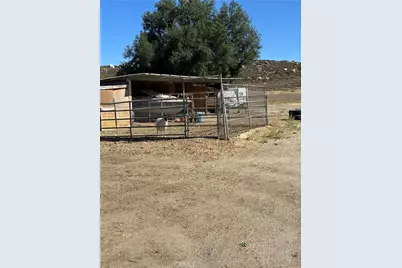 44845 Benton Road, Hemet, CA 92544 - Photo 57