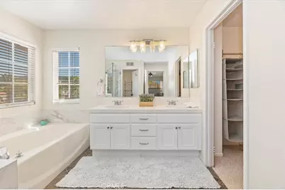 24320 Calle Estancia, Murrieta, CA 92562 - Photo 37