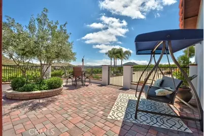 38155 Avenida La Cresta, Murrieta, CA 92562 - Photo 11