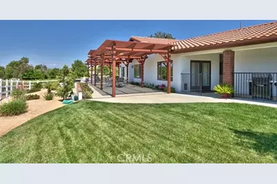 38155 Avenida La Cresta, Murrieta, CA 92562 - Photo 17